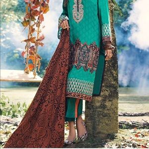 New 3 piece zainab chathani winter salwar kameez